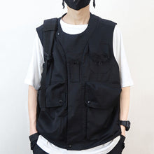 Load image into Gallery viewer, Functional Outdoor Vest
