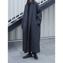 Load image into Gallery viewer, Black Diamond-patterned Loose Long Cotton Coat
