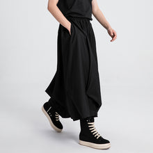 Load image into Gallery viewer, Black Loose Irregular Pants Hakama
