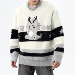 Round Neck Embroidered Dragon Loose Knitted Sweater