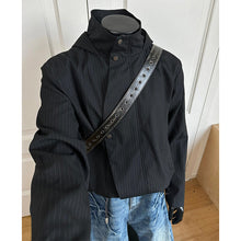 Load image into Gallery viewer, Cropped Vintage Hooded Blazer
