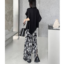 Load image into Gallery viewer, Fringed Mid-Length Pleated Floral Skirt
