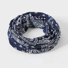 Load image into Gallery viewer, Retro Cashew Flower Scarf
