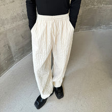 Load image into Gallery viewer, Winter Straight Wide Leg Elastic Waist Carrot Pants
