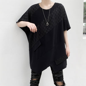 Black loose irregular T-shirt