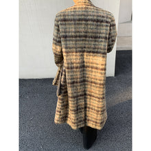 Load image into Gallery viewer, Contrast Color Long Plaid Wool Trench Coat
