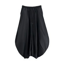 Load image into Gallery viewer, Casual Loose Wide-leg Curved Nine-point Bloomers
