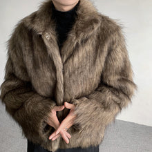 Load image into Gallery viewer, Retro Thickened Short Faux Plush Coat
