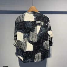 Load image into Gallery viewer, Contrast Print Loose Shirt

