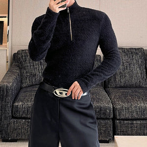 Tight-fitting Shoulder-padded Zipper Turtleneck Sweater