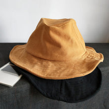 Load image into Gallery viewer, Japanese Wide Brim Bucket Hat
