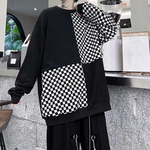 Load image into Gallery viewer, Checkerboard Panel Color Contrast Long Sleeve T-Shirt
