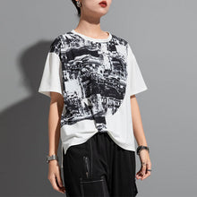 Load image into Gallery viewer, Ink Print Irregular Stitching T-shirt
