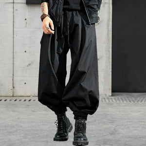 Black Pleated Wide-leg Harem Pants