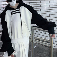 Load image into Gallery viewer, Short Black and White Stitching Shoulder Pad Hoodie
