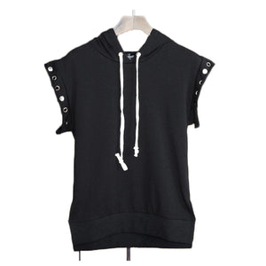 Slim Fit Sleeveless Hooded T-Shirt And Shorts