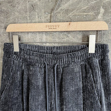 Load image into Gallery viewer, Corduroy Elastic Waist Trousers
