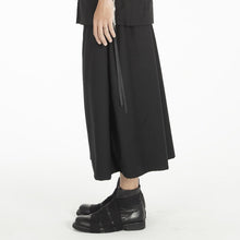 Load image into Gallery viewer, Loose Wide Leg Cropped Culottes
