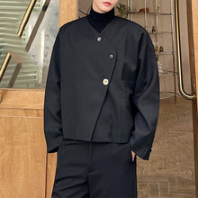 Load image into Gallery viewer, Irregular Placket Collarless Three Button Cropped Jacket
