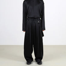 Load image into Gallery viewer, Black Draped Loose Wide Leg Pants
