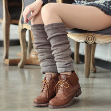 Load image into Gallery viewer, Women&#39;s Winter Ethnic Warm Socks
