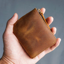 Load image into Gallery viewer, Retro Leather Small Coin Purse
