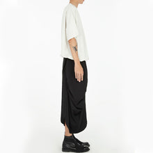 Load image into Gallery viewer, Wrinkled Loose Cropped Culottes
