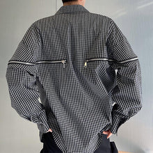 Load image into Gallery viewer, Black and White Grid Zipper Splicing Long-sleeved Shirt
